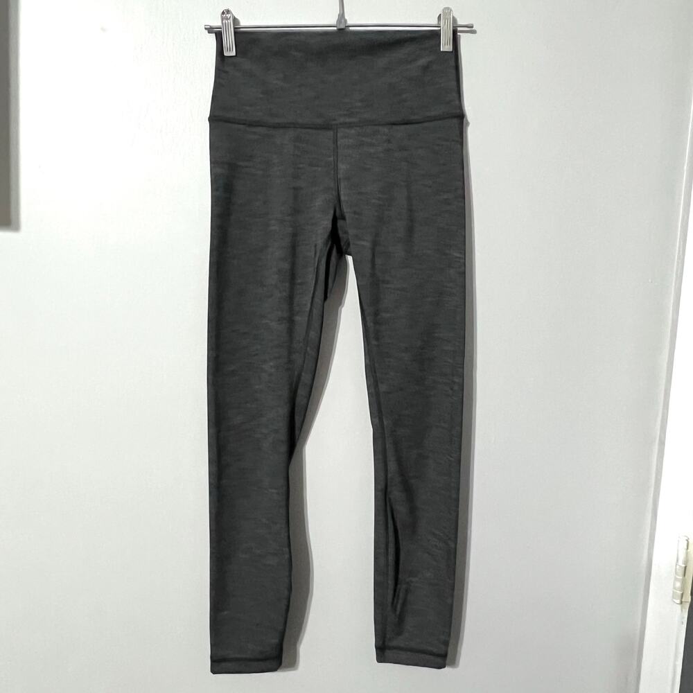 Lululemon Size 6 Heathered Dark Gray Leggings